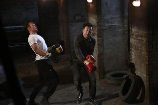 娱乐追击,揭秘明星幕后故事，带你走进璀璨星光背后的世界